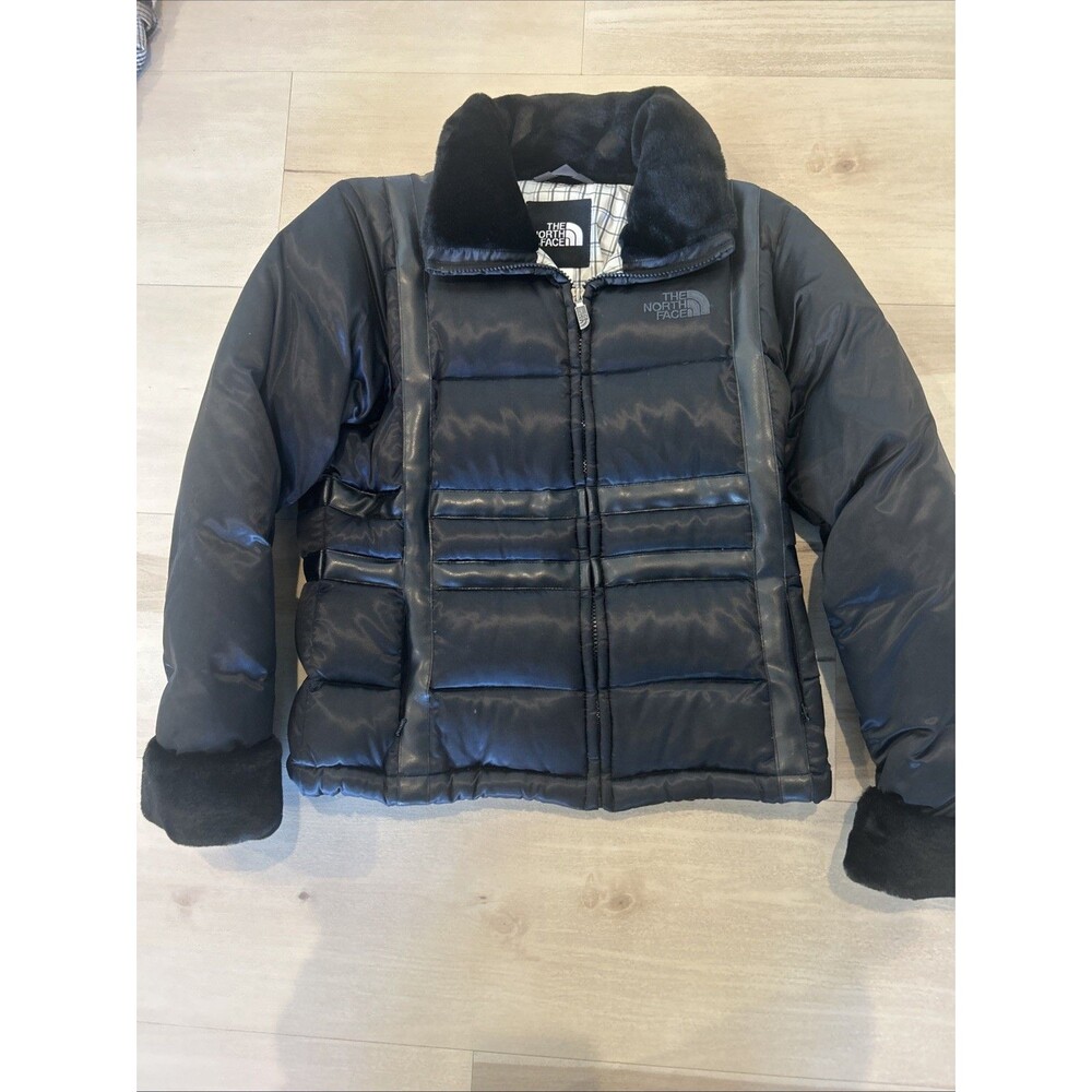 The North Face Women's Black Puffer Jacket With Faux Fur Size S